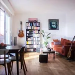 Beautiful Flat Near Buttes Chaumont