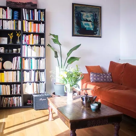 Apartment Beautiful Flat Near Buttes Chaumont